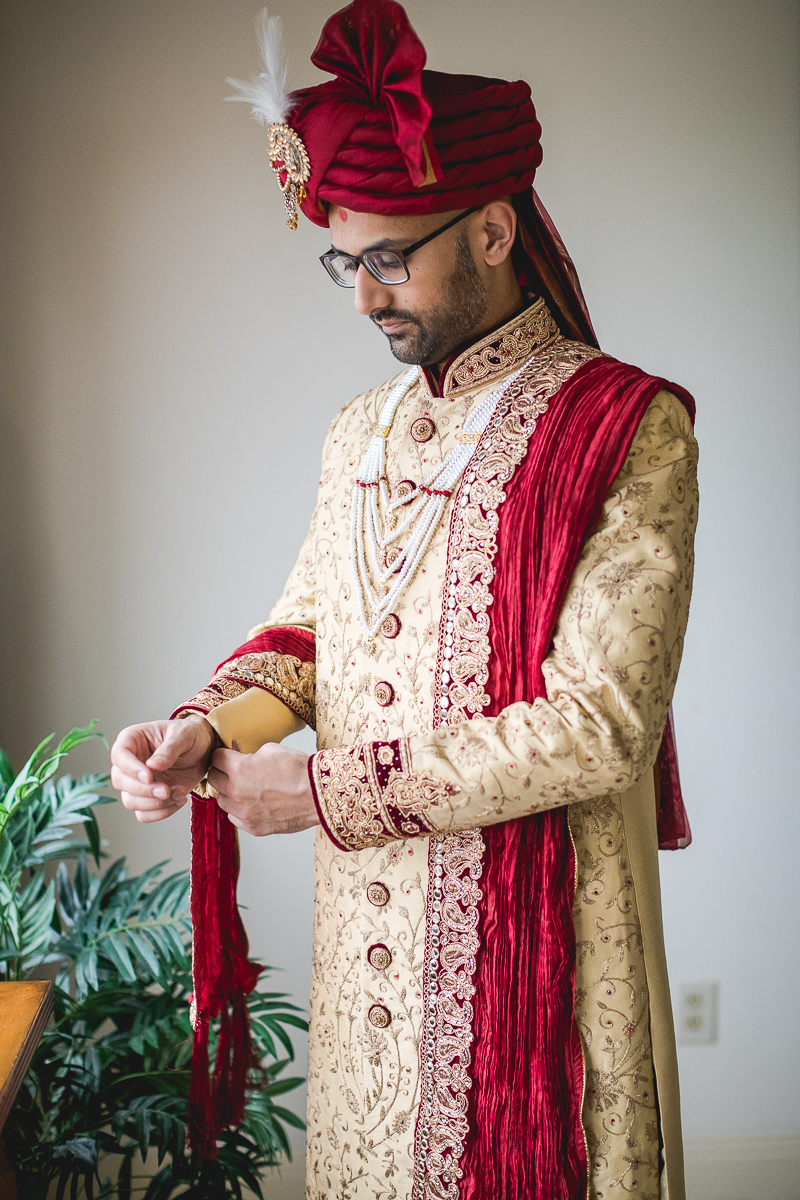 Nipun Mitsu // Virginia South Asian Wedding by Catch Motion Studios | Groom  poses, Groom photoshoot, Indian wedding couple photography